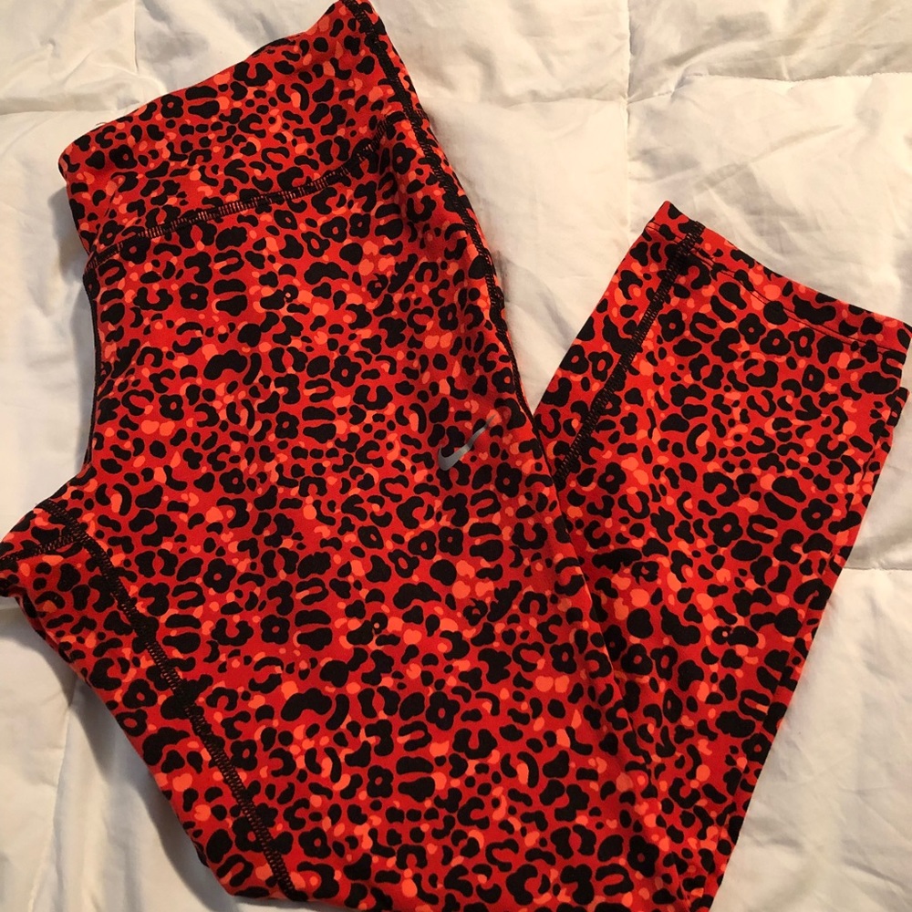 Nike Dri Fit running Capri’s